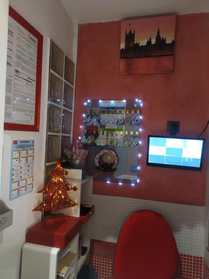 Hostal Inn Madrid Luaran gambar