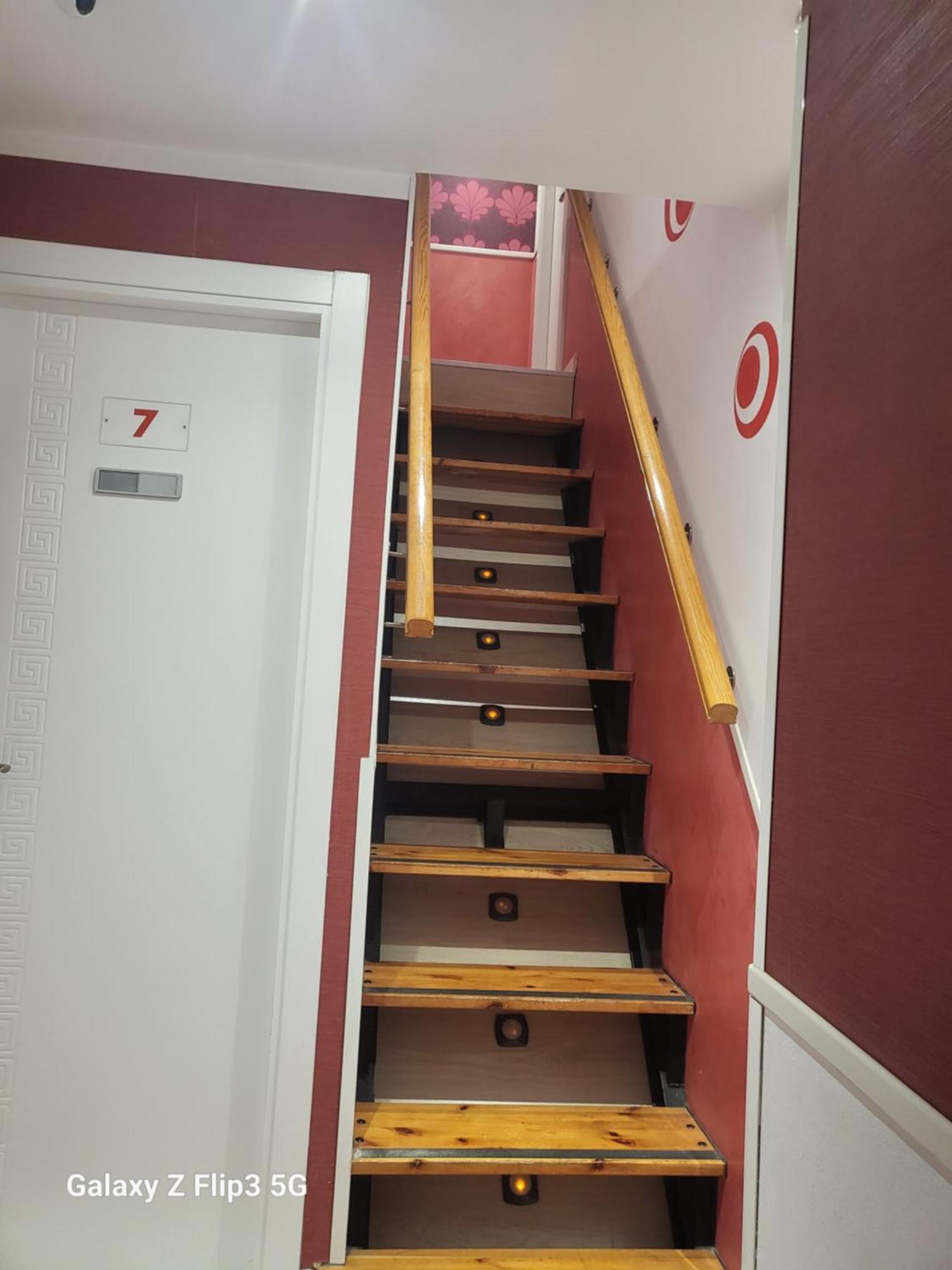 Hostal Inn Madrid Luaran gambar