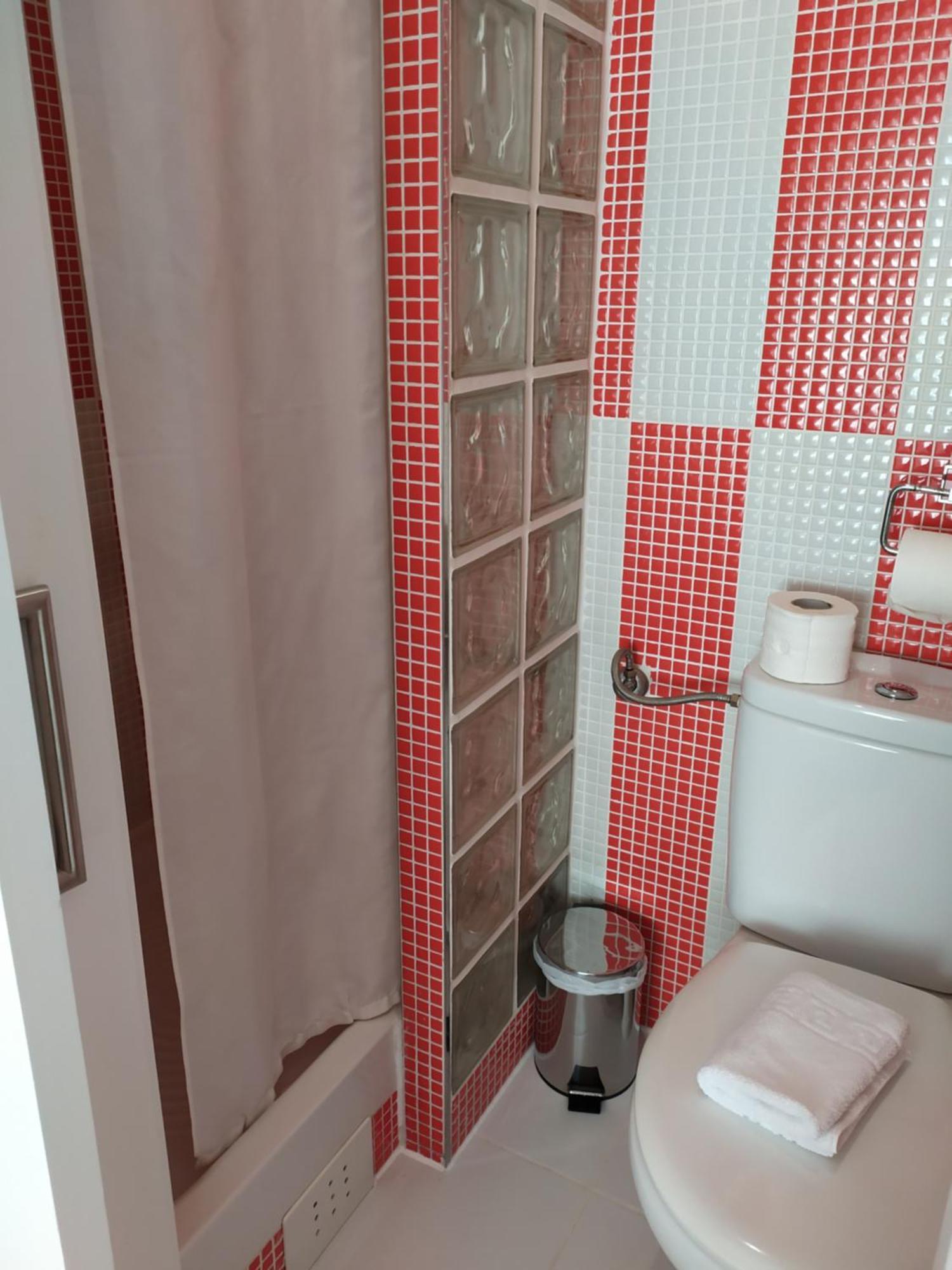 Hostal Inn Madrid Luaran gambar